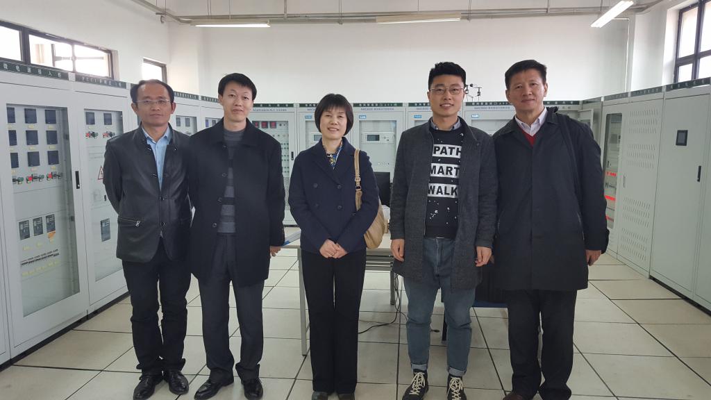 张明君副院长等参观沈阳工程色情导航实验室